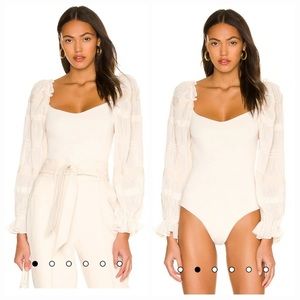 ASTR Gillian bodysuit cream size medium